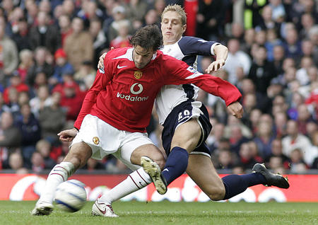 同时宣布两 同时宣布两